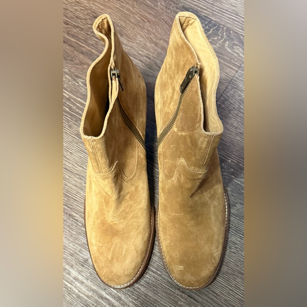 A.P.C. Tan Suede Ankle Boots | Sz 41 \ 10 | Brand New, Never Worn